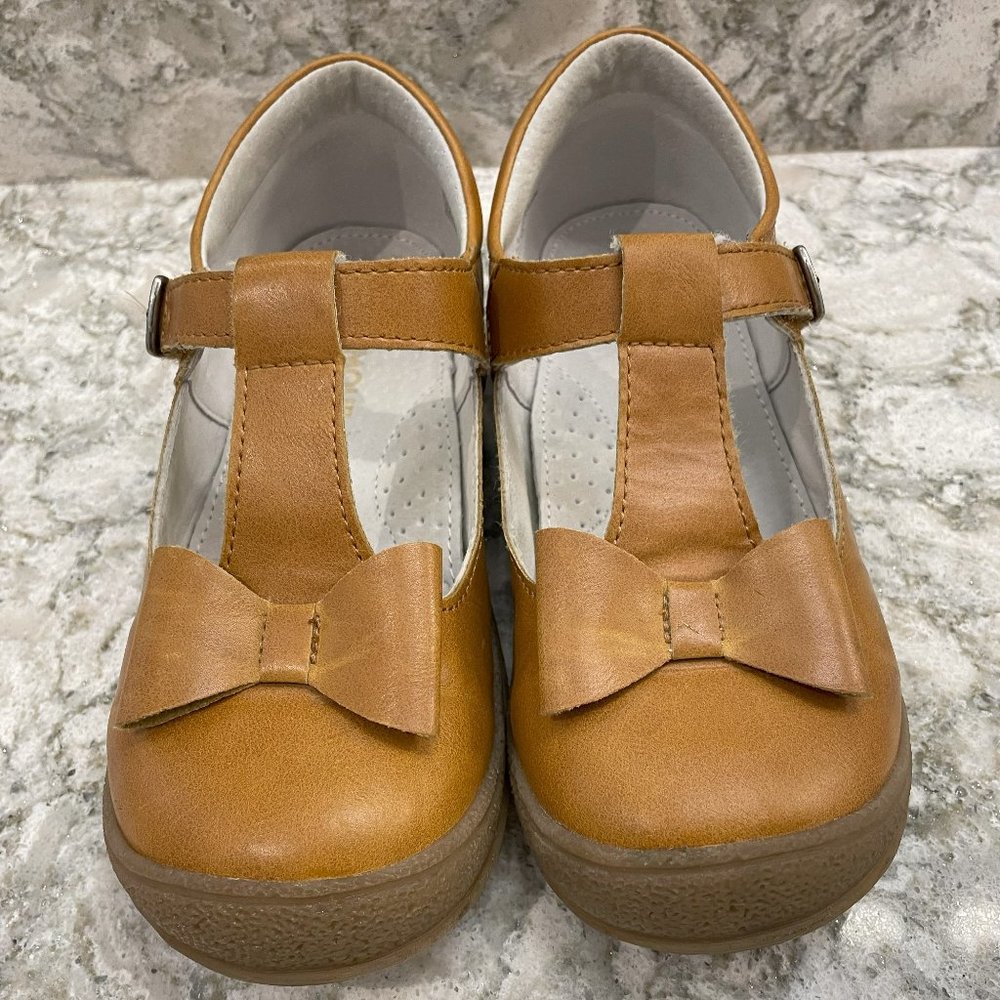 L'Amours size 12 Mustard color EUC